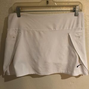 Nike tennis skirt/skort. Size small.